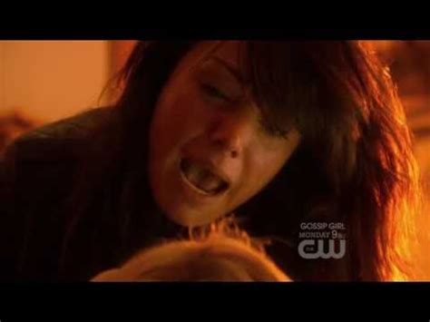 chloe smalville|Smallville chloe dies.